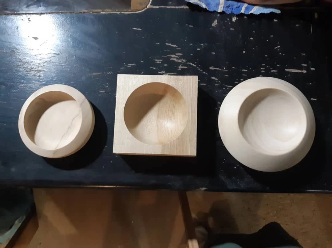 Small Vessels and Square Dish